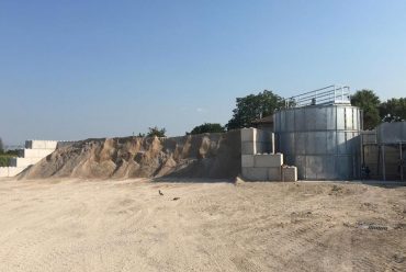 Terrapieno per trattamento e riciclaggio delle acque